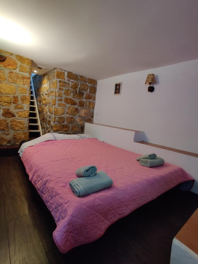 Апартаменты Marilia House Идра Экстерьер фото