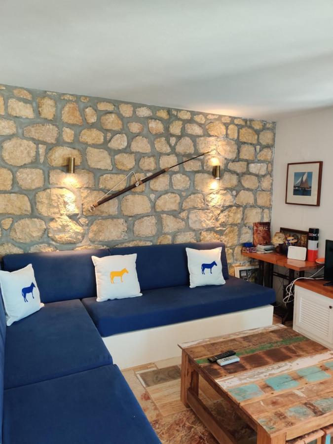 Апартаменты Marilia House Идра Экстерьер фото
